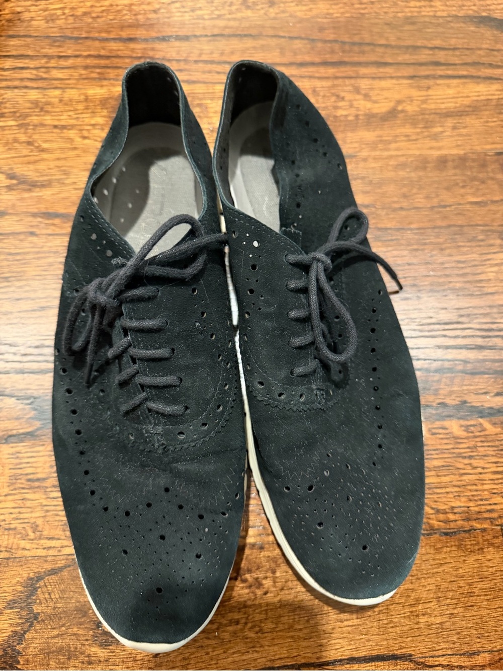 Women's Black Suede Casual Lace-Up Oxfords